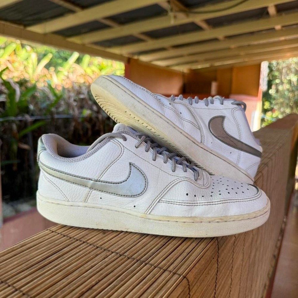 Nike Court Vision Low Sneakers Womens Size 8 White‎ Metallic Silver CD5434-111